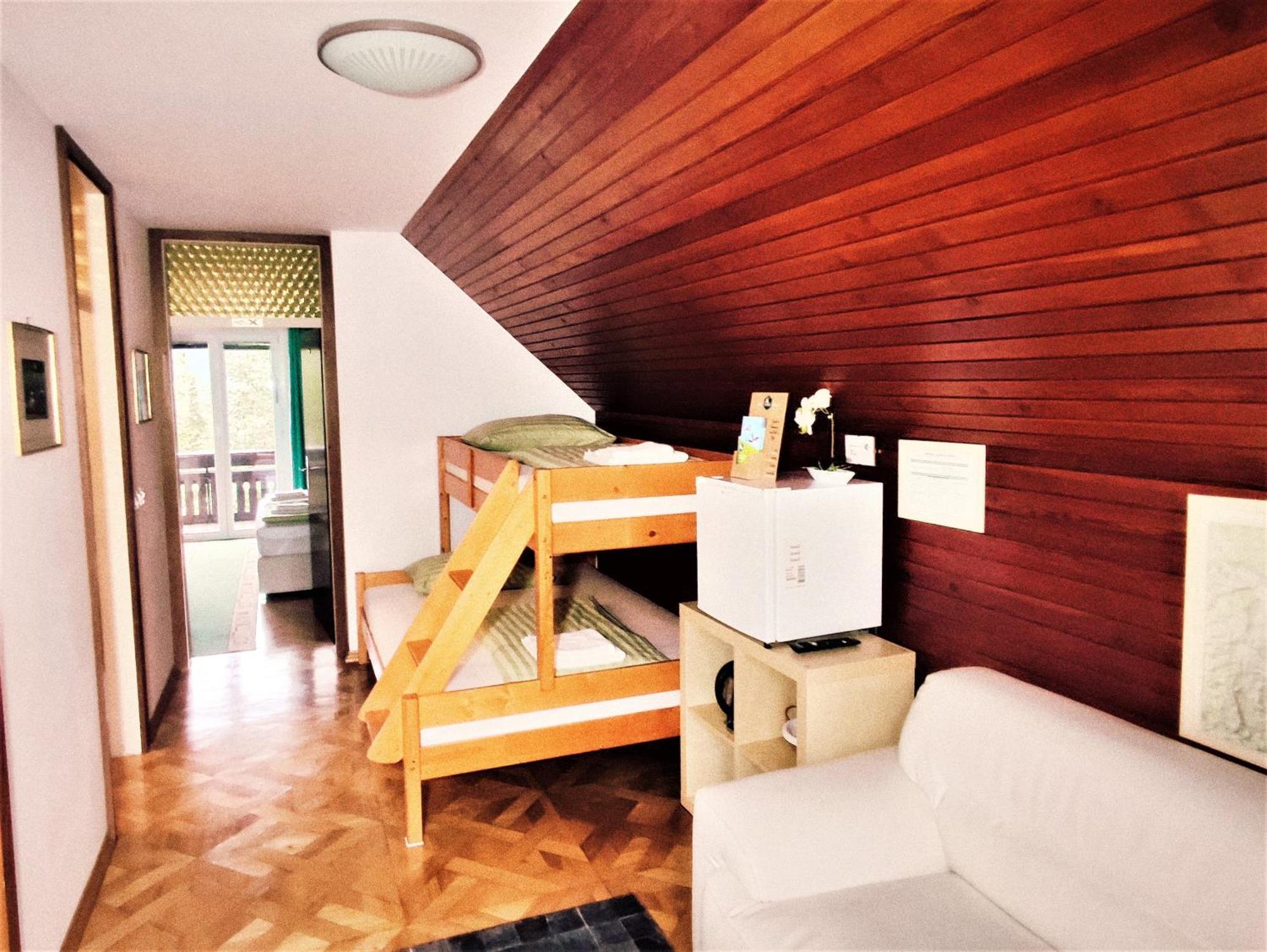 Tourist House Capricorn Apartment Bled Bagian luar foto